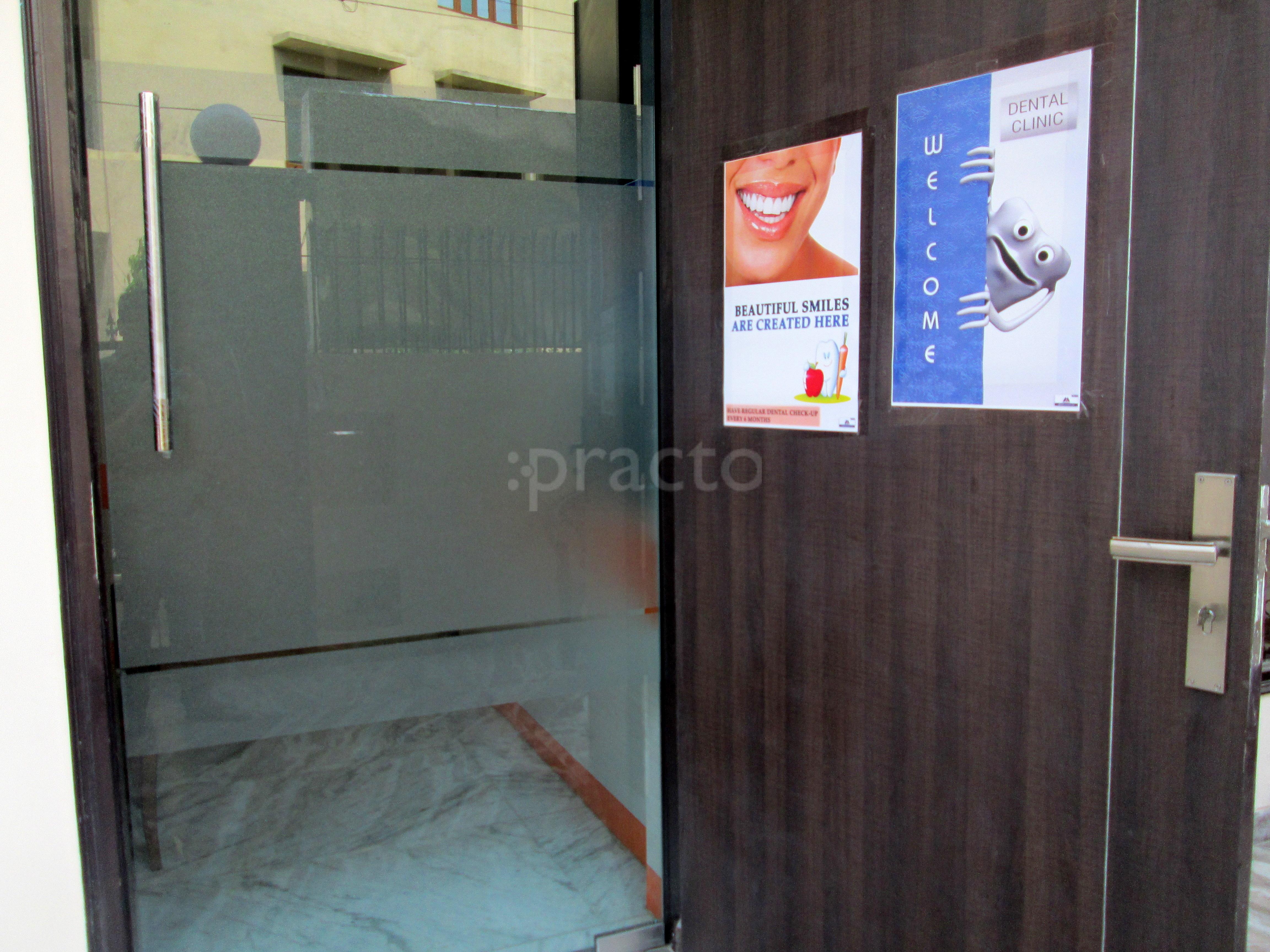 Entrance at 32 Teeth Cosmetic Implant Dental Center Gurgaon Sector 39 Gurgaon