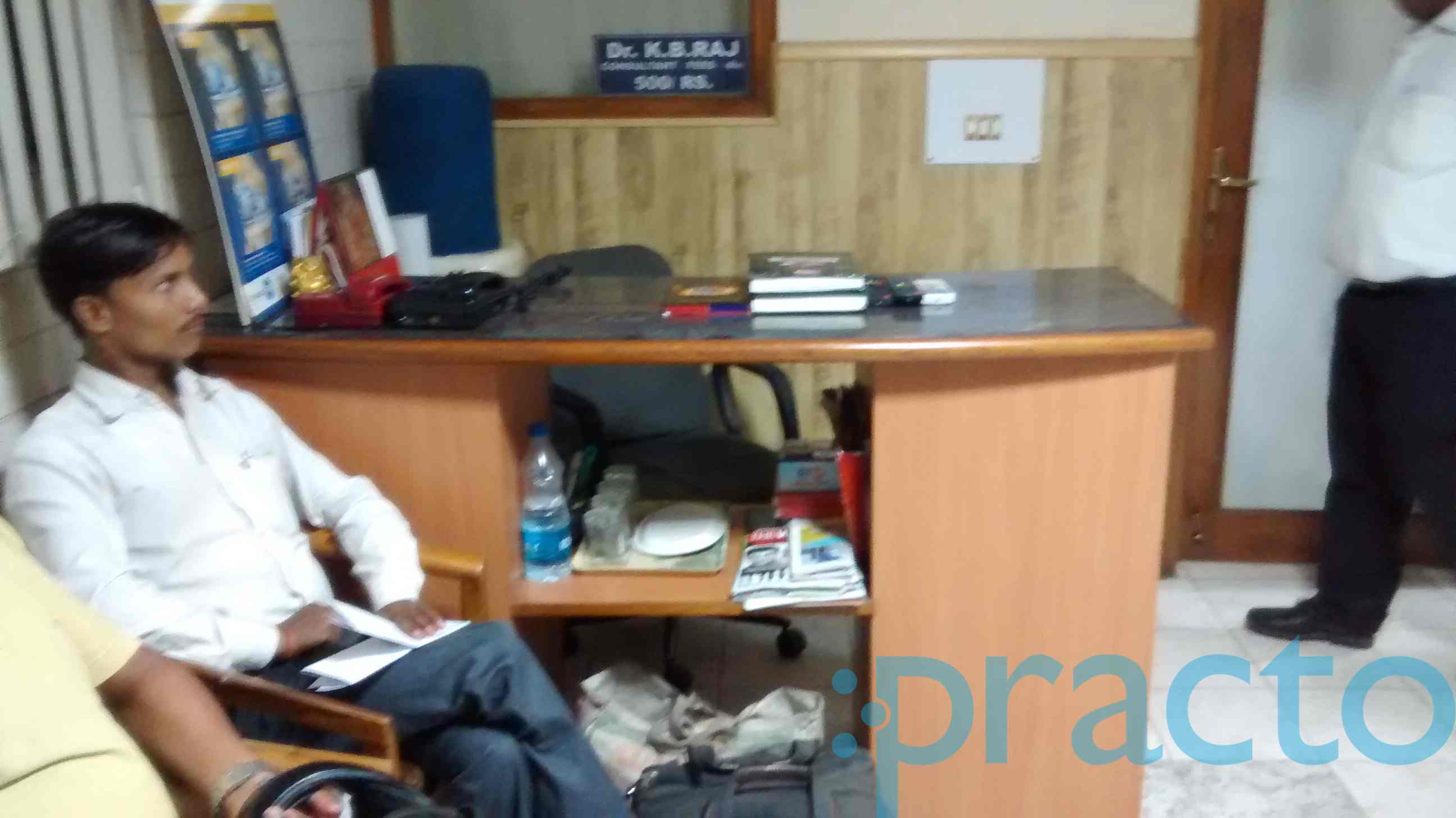 Spine Joint Replacement And Fracture Clinic Shahdara Delhi