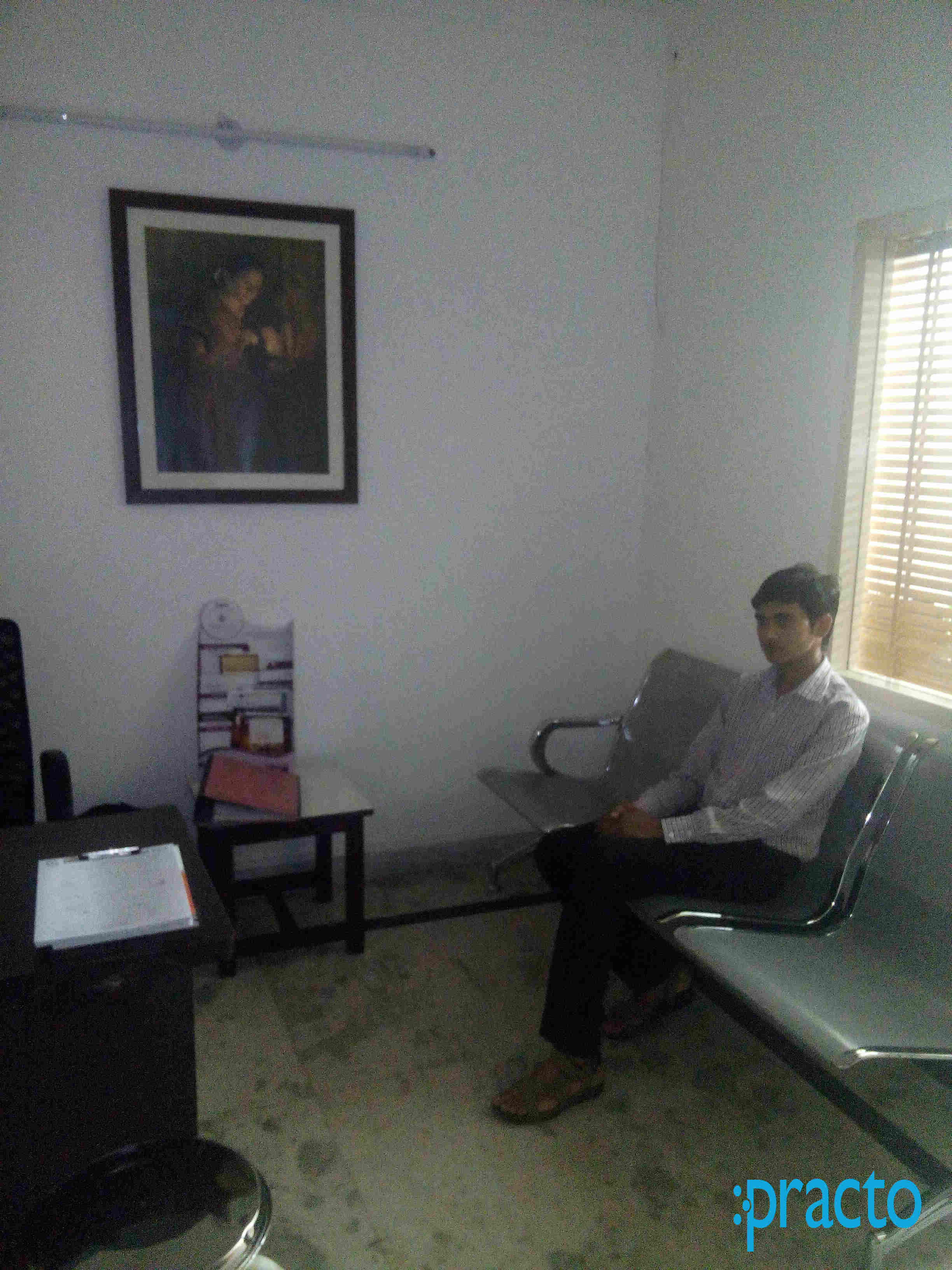Shivom International Eye Care Kalkaji Delhi