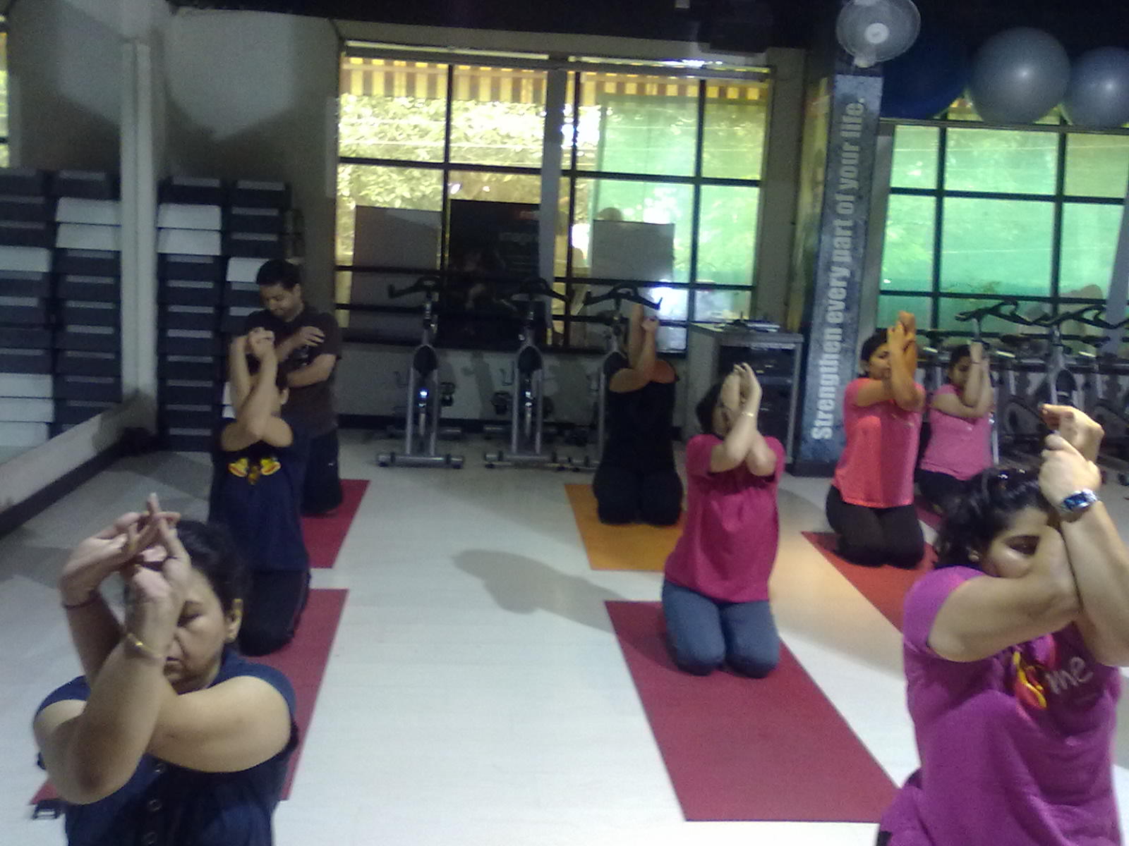 Yog Aushdhi Model Town 2 Delhi