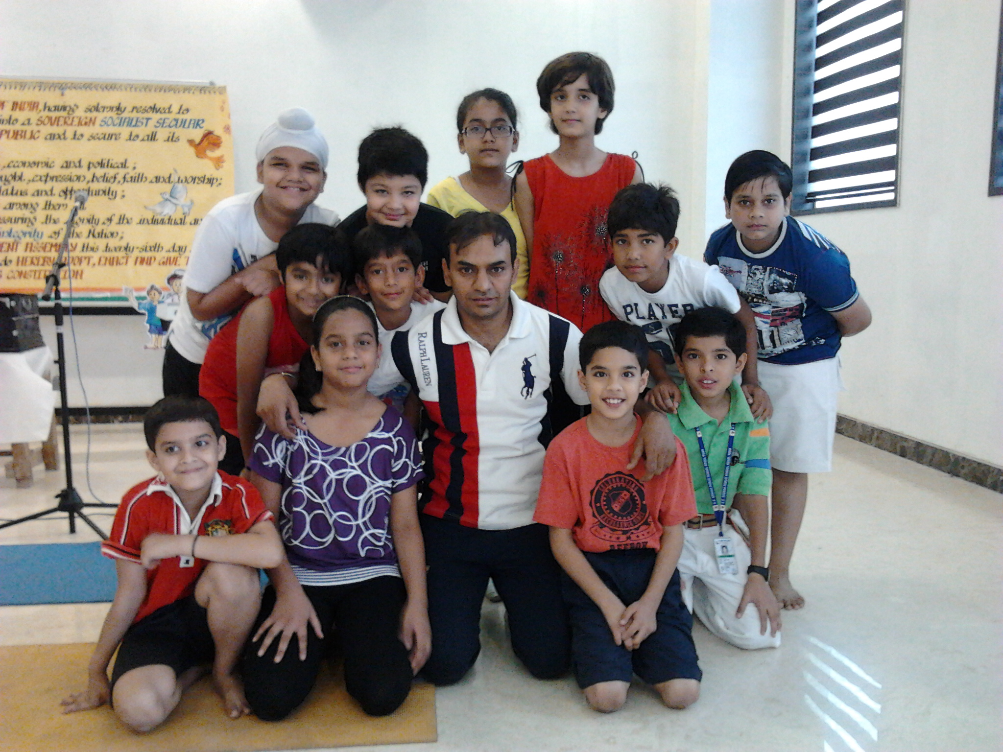 Yog Aushdhi Model Town 2 Delhi