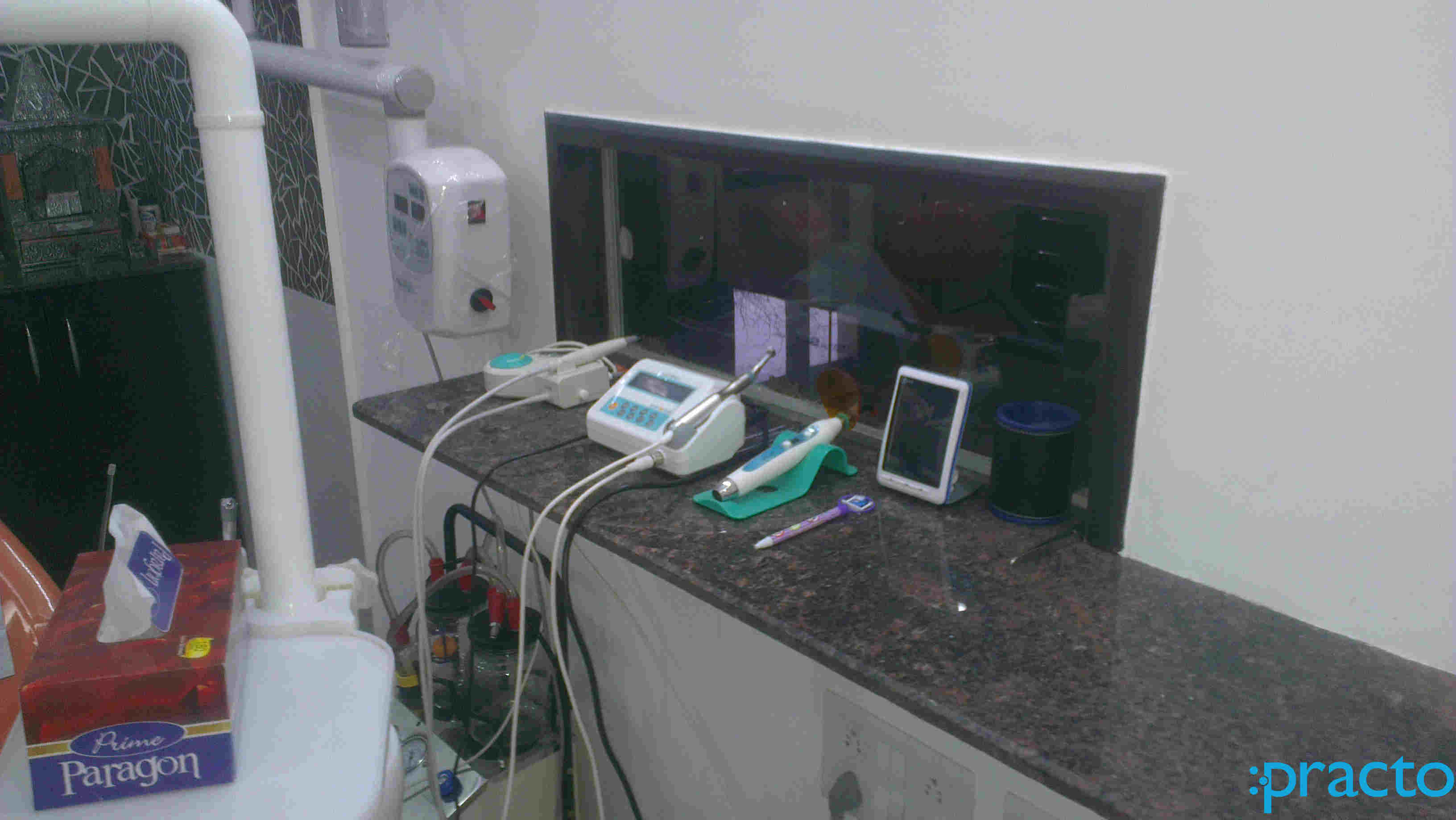 Gianna Dental Clinic Model Town Delhi