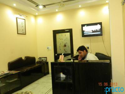 Dr. Nishchal Chugh Clinic Rohini Delhi