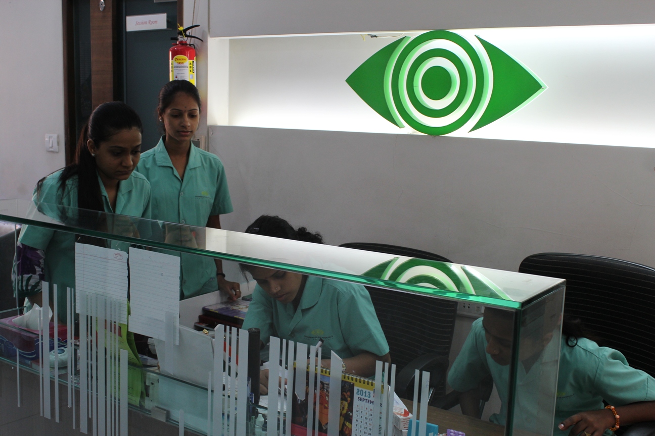 Khandwalas Eye Hospital SV Road Mumbai