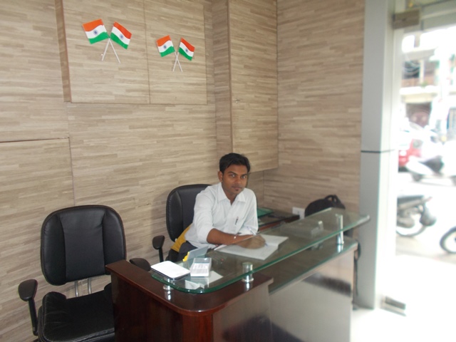 Reception at Raheja  Clinic Vijaynagar Delhi