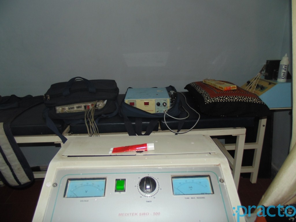 Dr. Khatanas Divine Physiotherapy Centre Sector 22 Noida