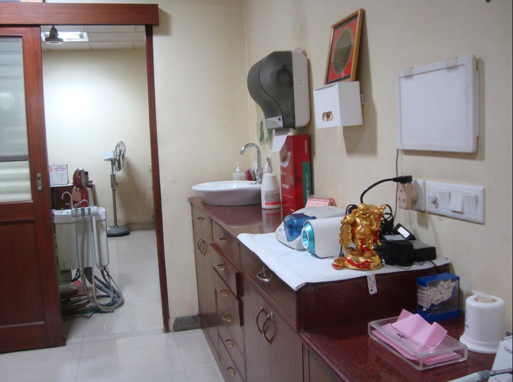 Smiles Dental Care Kalkaji Delhi