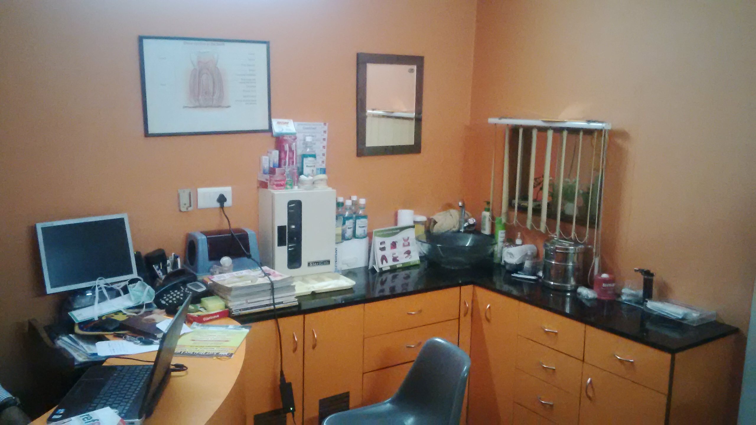 Bhardwaj Dental Clinic. Sarita Vihar Delhi