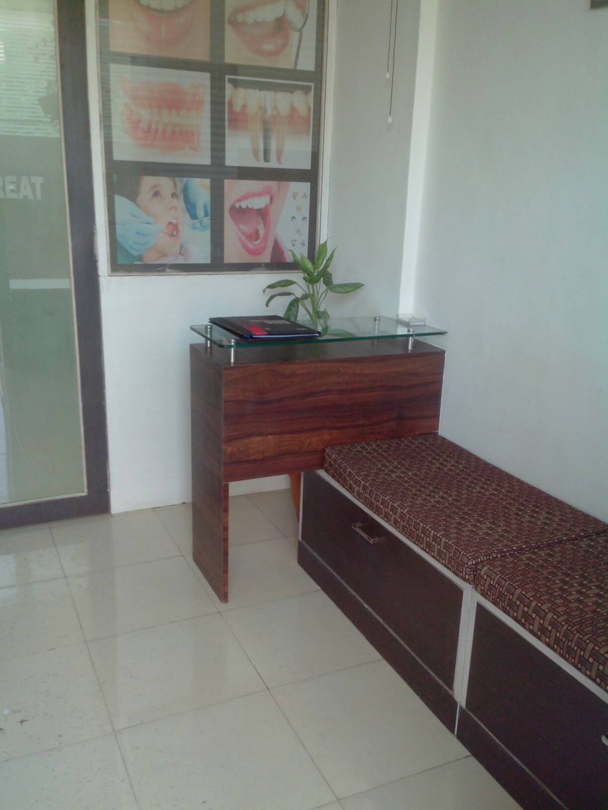 Dr.Bari's Dental Treat Phursungi Pune