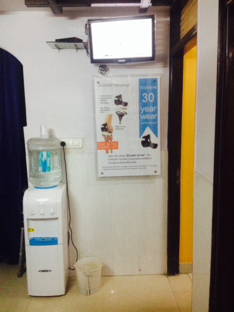 Joint and Spine Clinic Dwarka Delhi