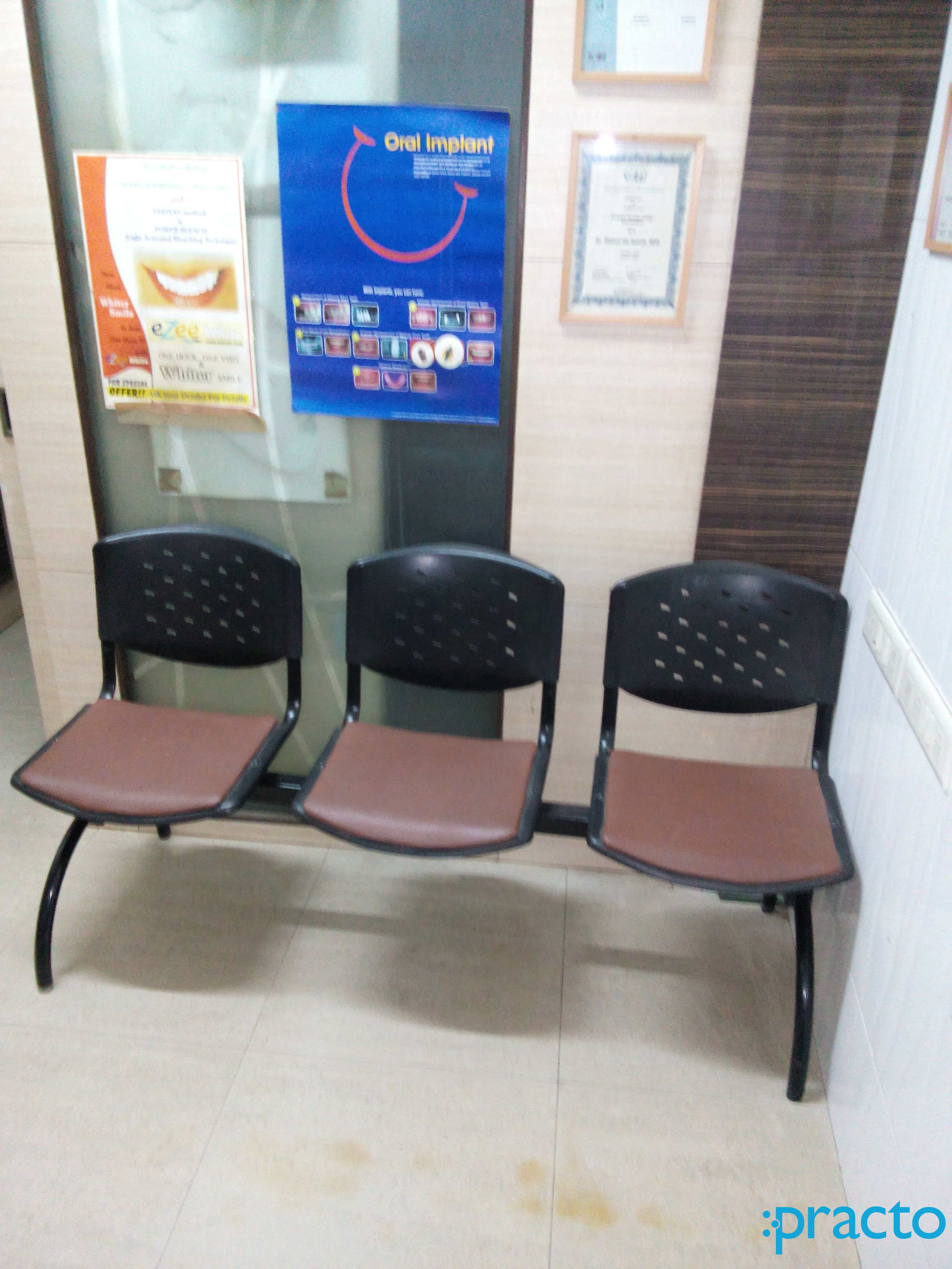 Waiting Area at Dental Art Mazgaon Mumbai