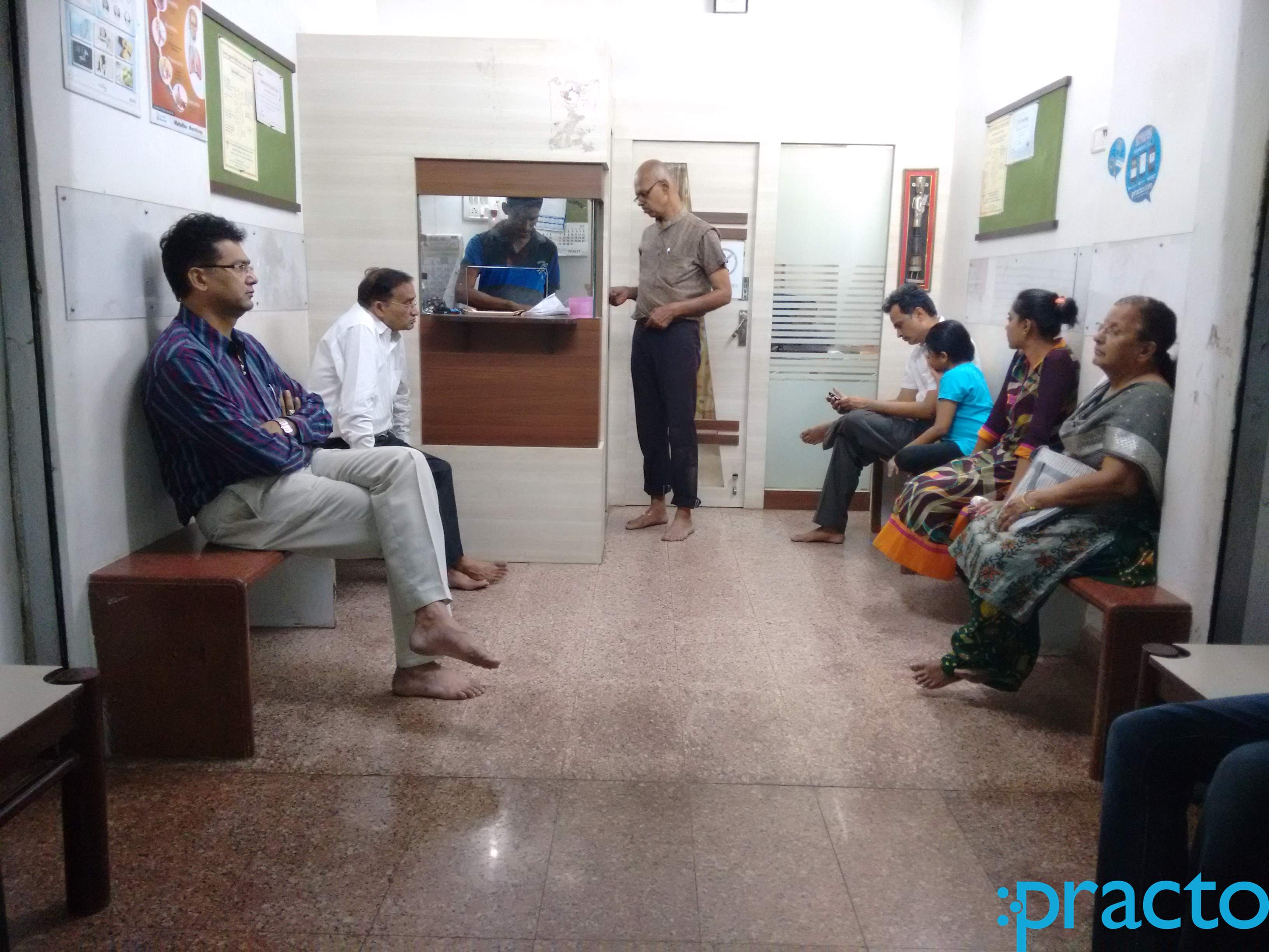 Dr. Hemal S. Shah Clinic Kandivali East Mumbai
