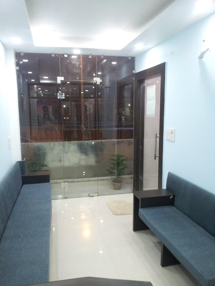 Cure Max Multispecialty Dental Clinic Vijaynagar Delhi
