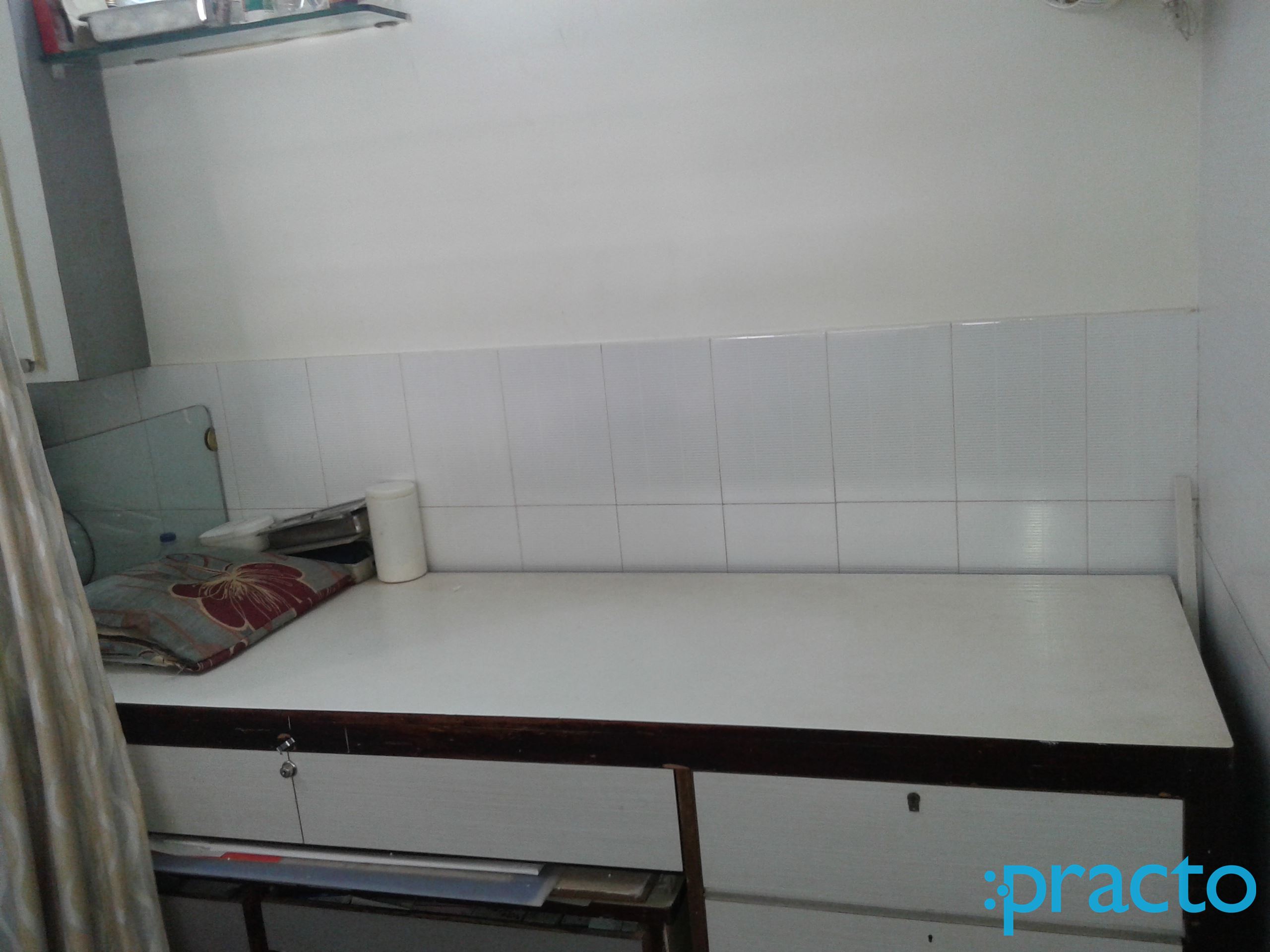 Dr Bhartendu M Desai Clinic Vileparle East Mumbai