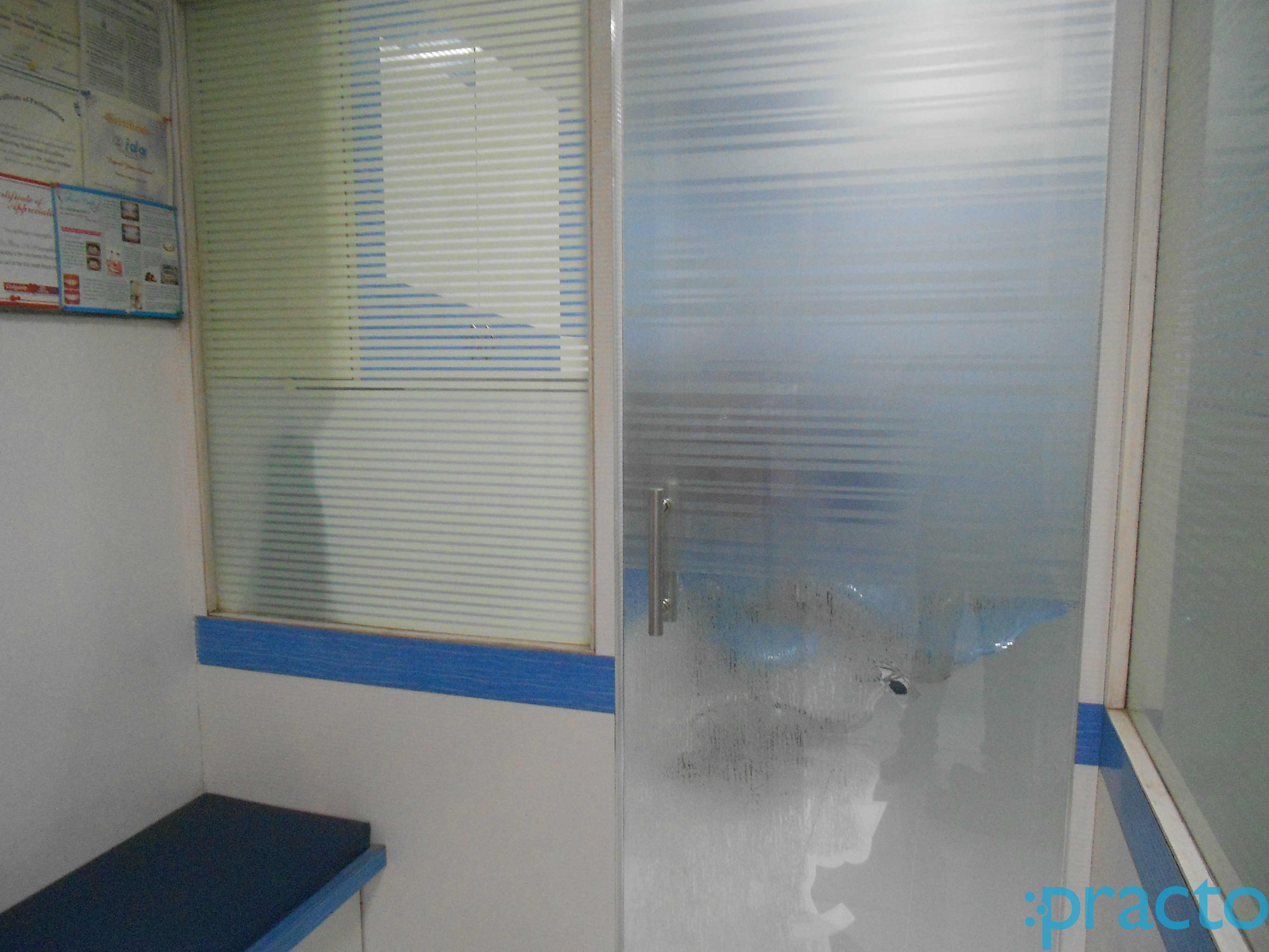 Waiting Area at Smilecraft Dental Clinic Ghatkopar East Mumbai
