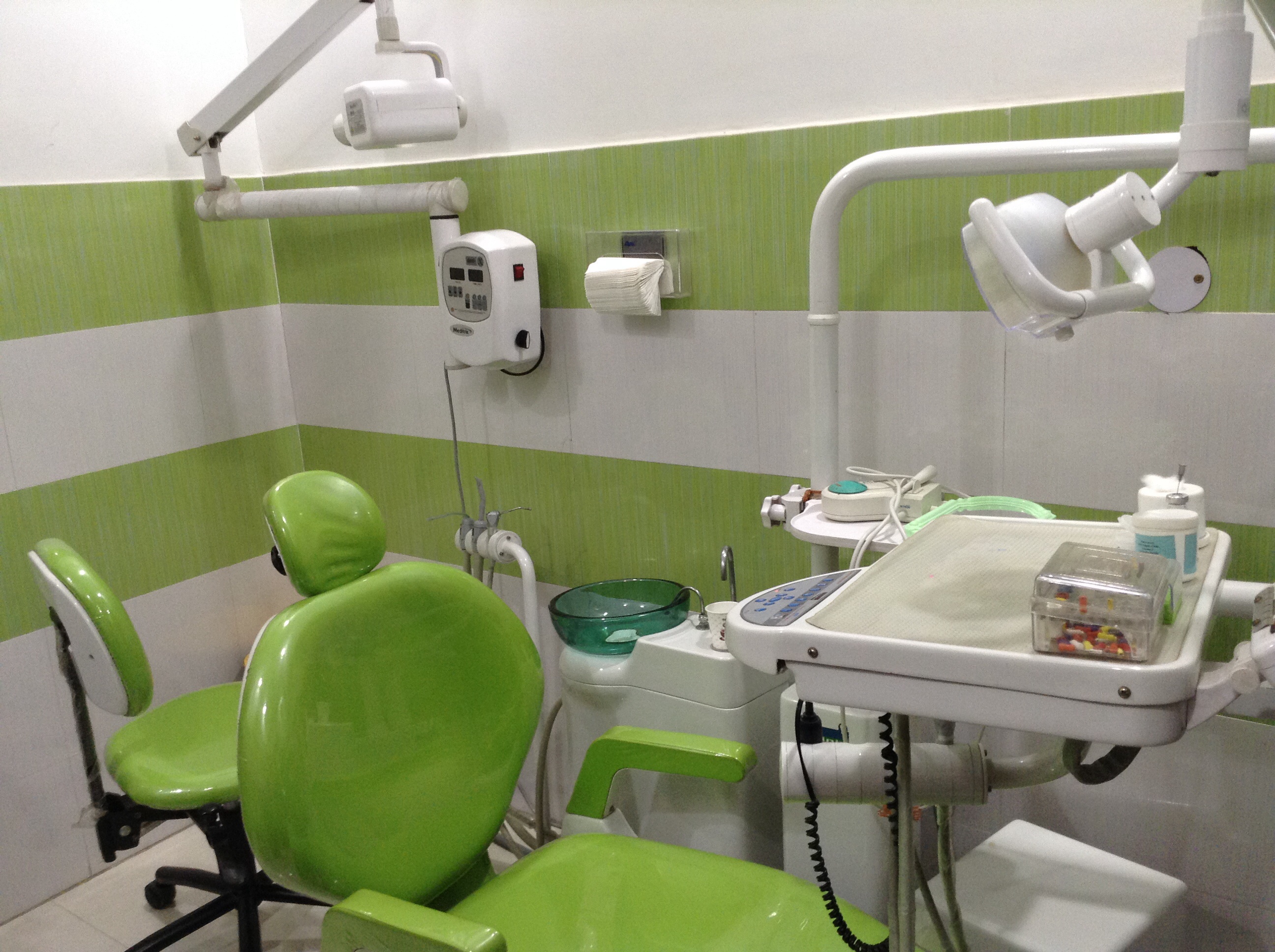 Dr Gera's Dental Care Sector 37 Faridabad