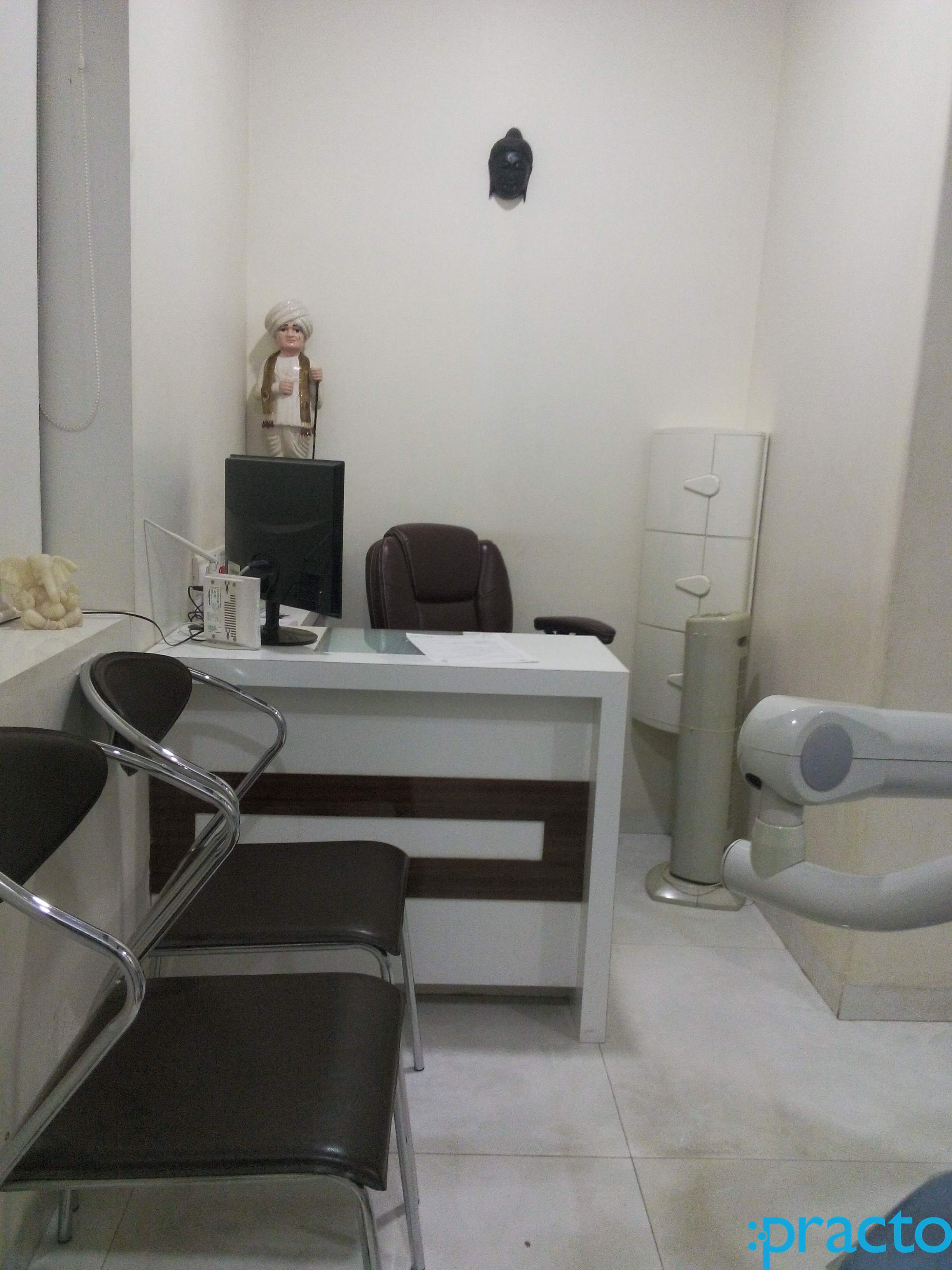 OPD/Ward at Karbelkars Dental Clinic Goregaon West Mumbai