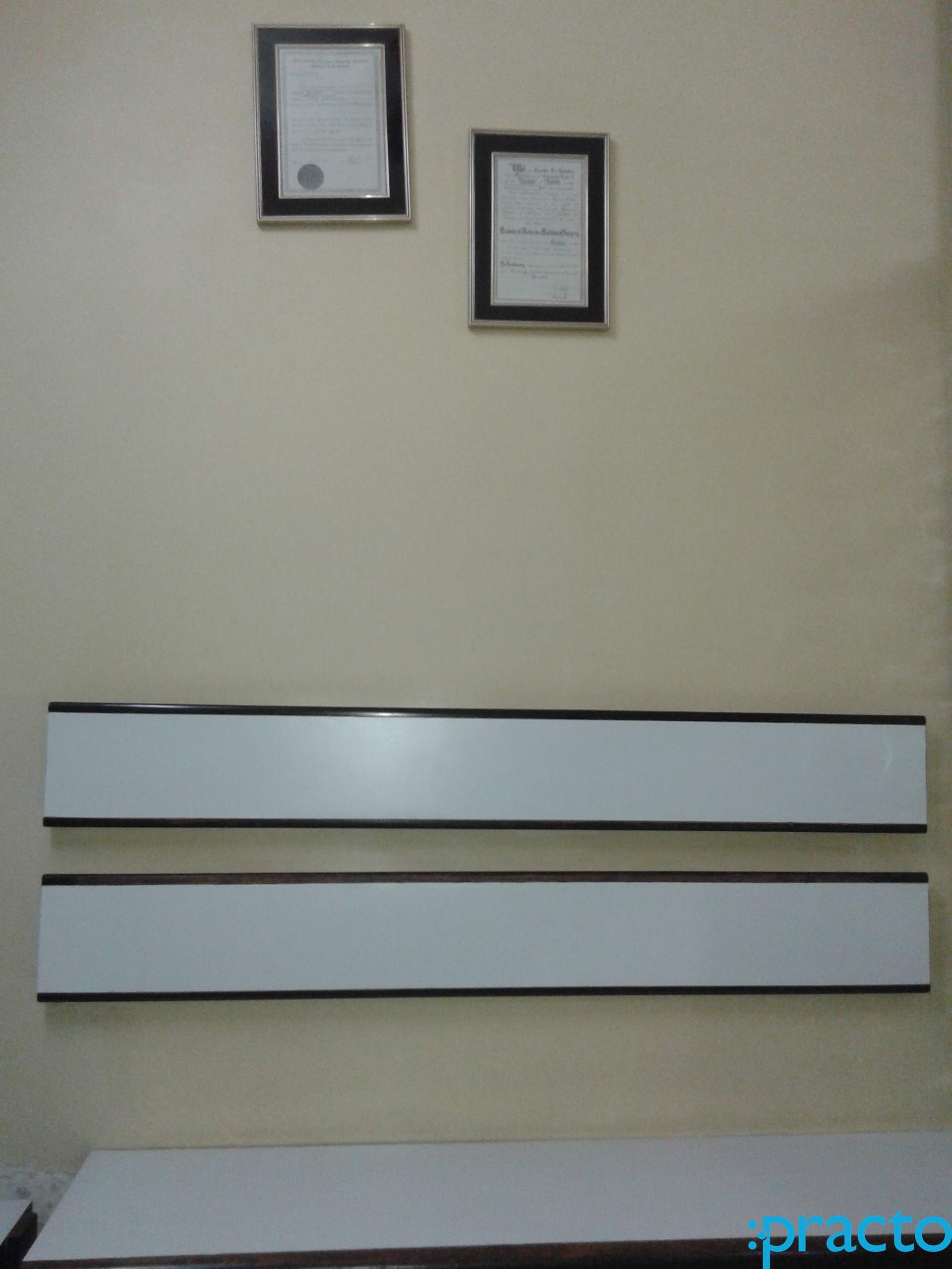 Dr Sunil Kenkare Clinic Vileparle East Mumbai