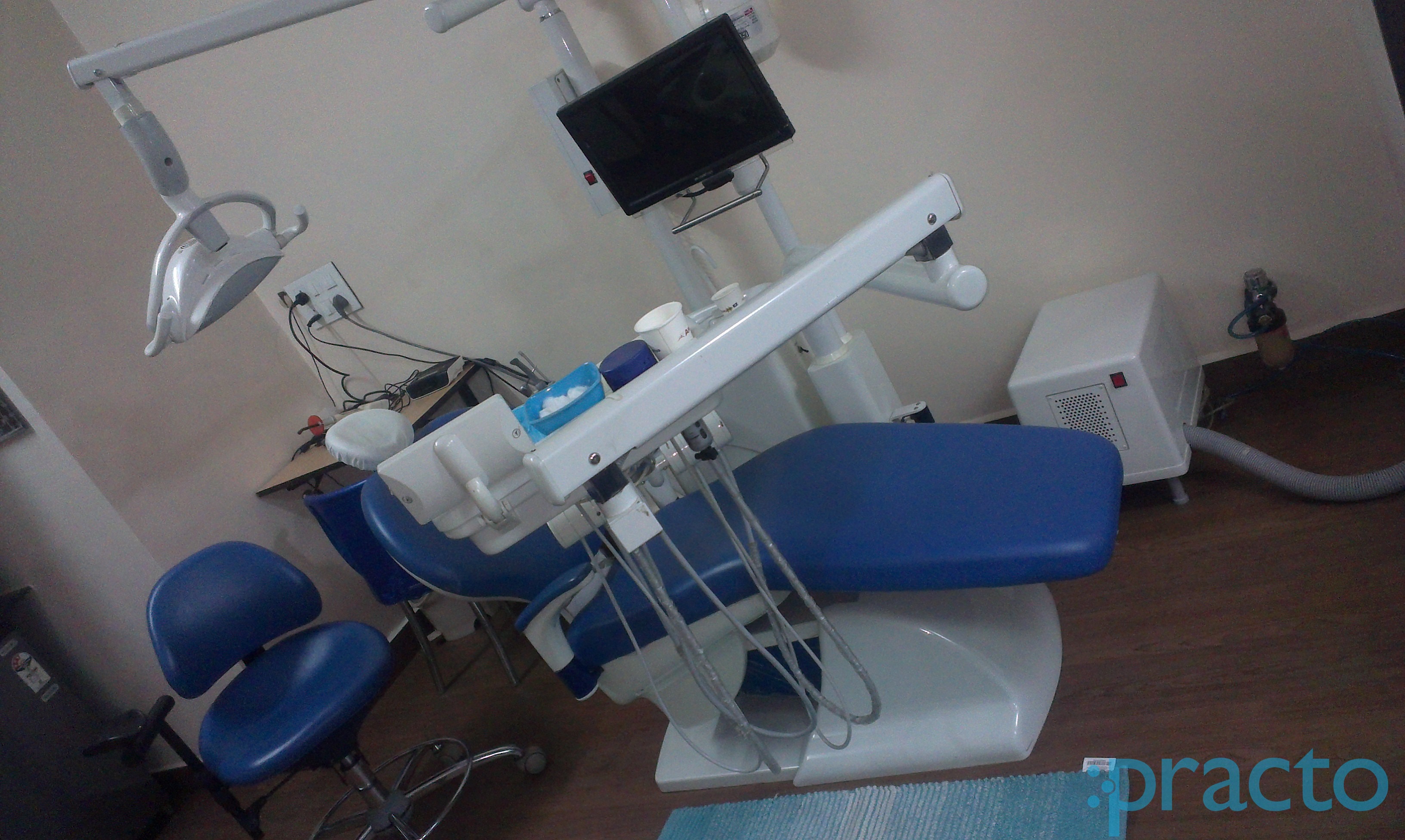 Operation Room at Smile Solutions Multispeciality Dental clinic Andheri East Mumbai