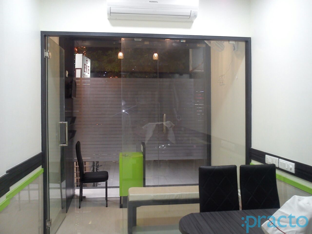 Reception at Dentistry Complete Oral Care Seawoods Navi Mumbai
