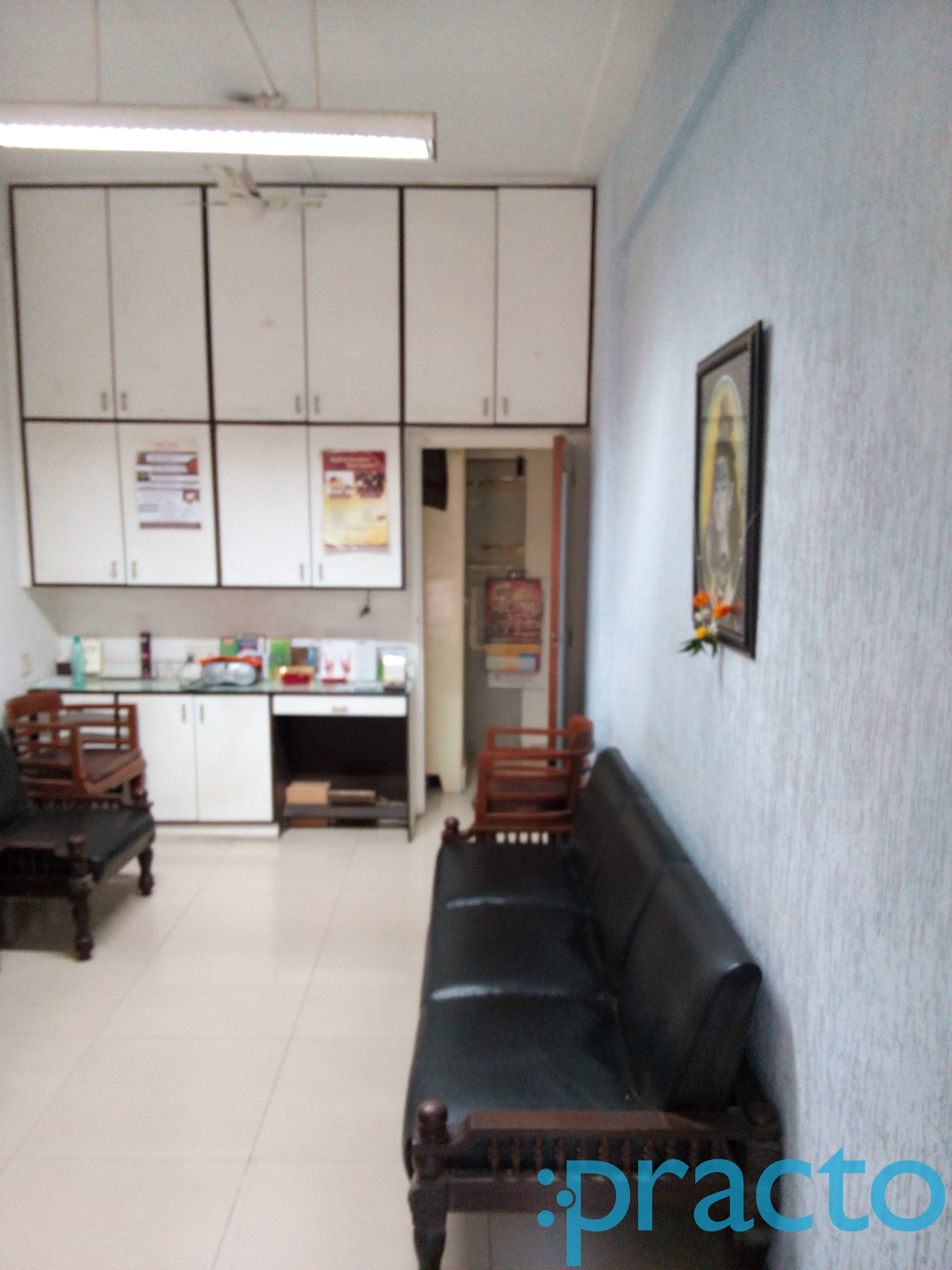 Dr. Arjun Nichani's Clinic Bandra West Mumbai