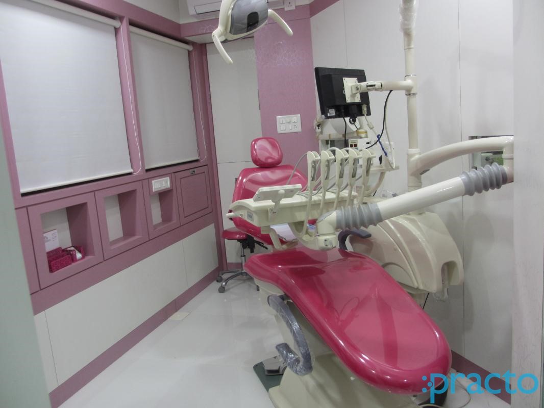 Operation Theatre at 7 Smiles Dental Clinic Mulund East Mumbai