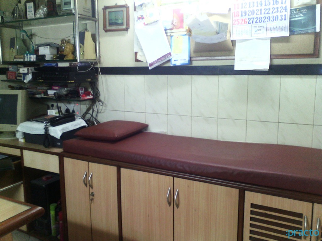 Dr.Mohan Koppikar's Clinic Andheri East Mumbai