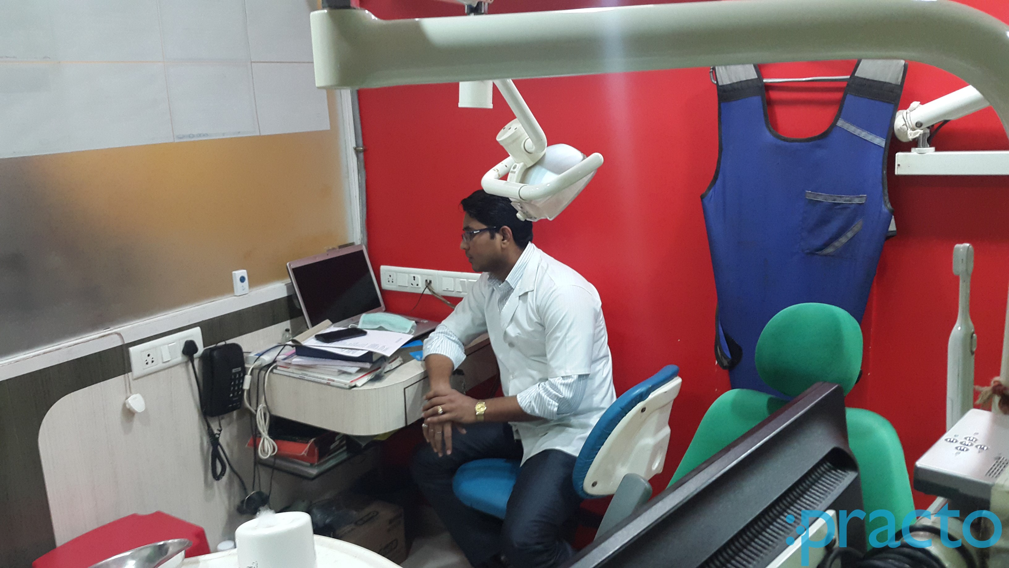 Vakratund Dental Clinic Colaba Mumbai