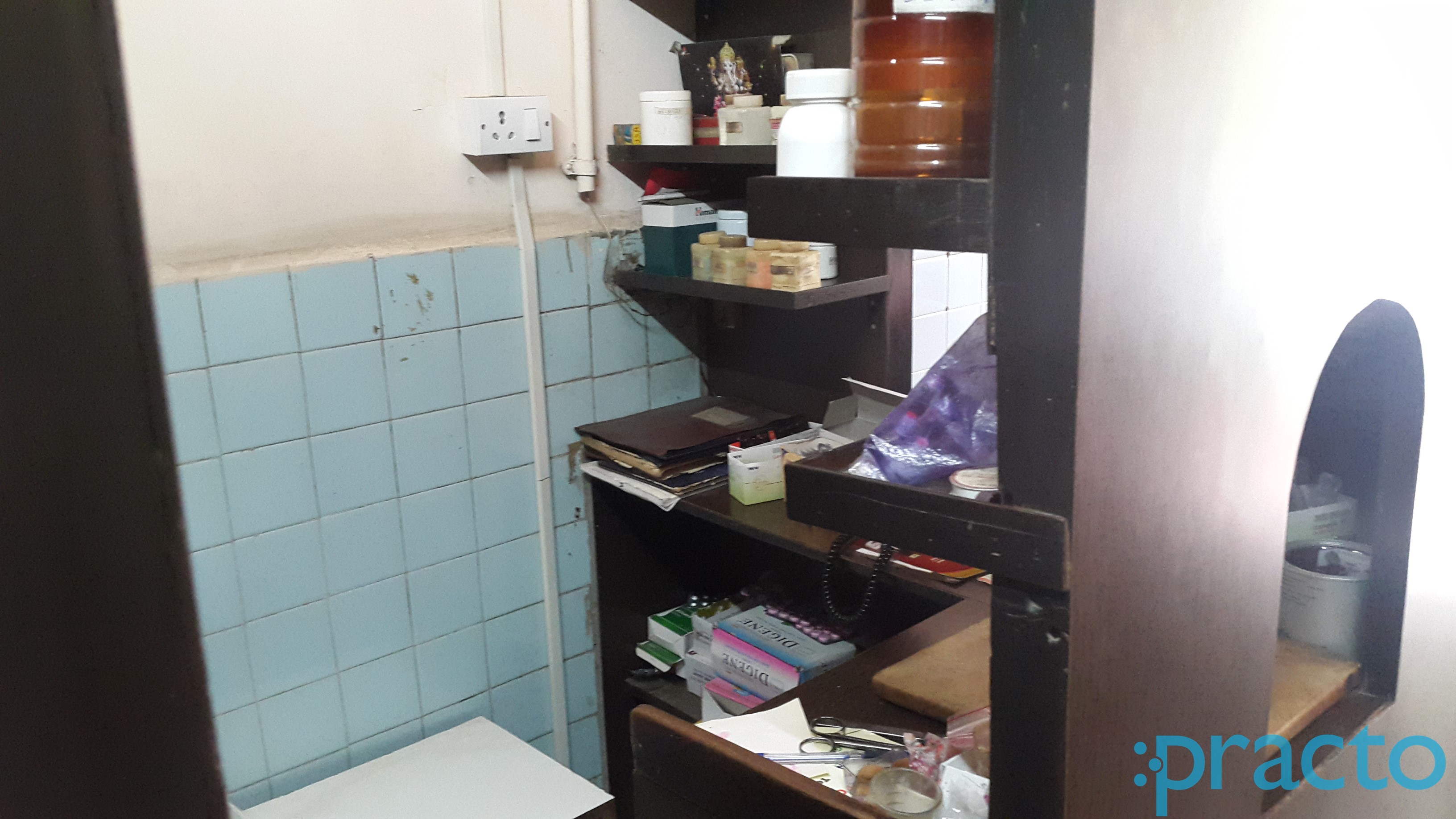 Dr.Shah's Clinic Fort Mumbai