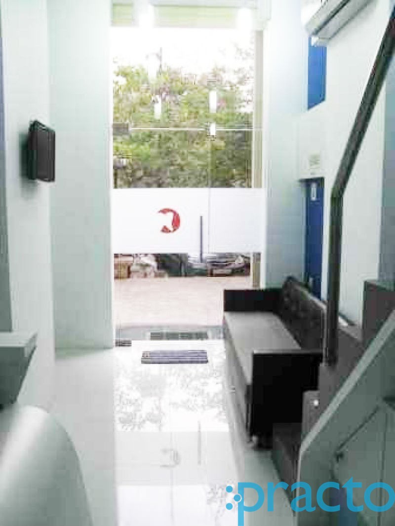Waiting Area at Chaudhari's Dental Clinic Thane West Thane