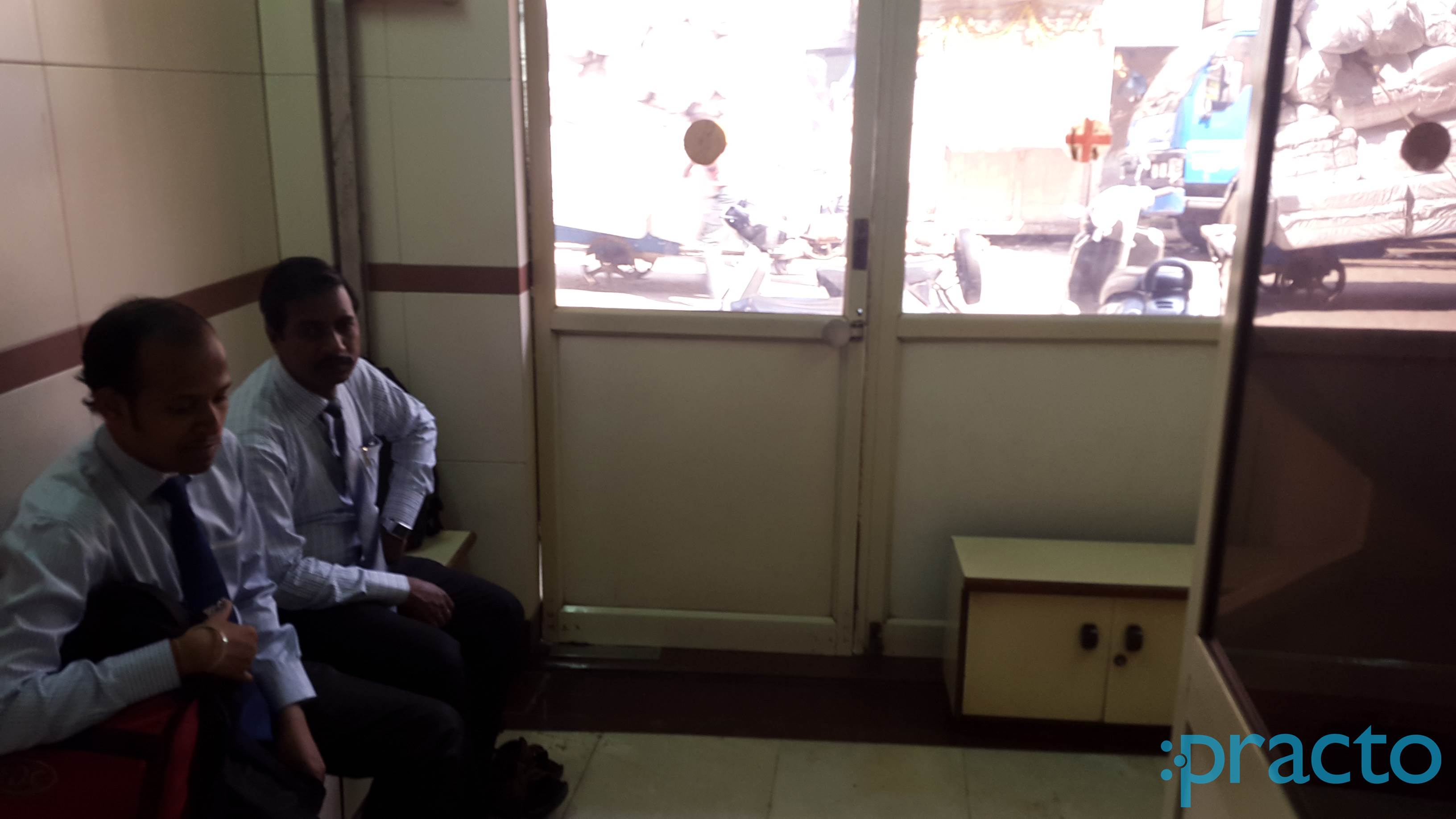 Ajay Ganatra's Clinic Thakurdwar Mumbai