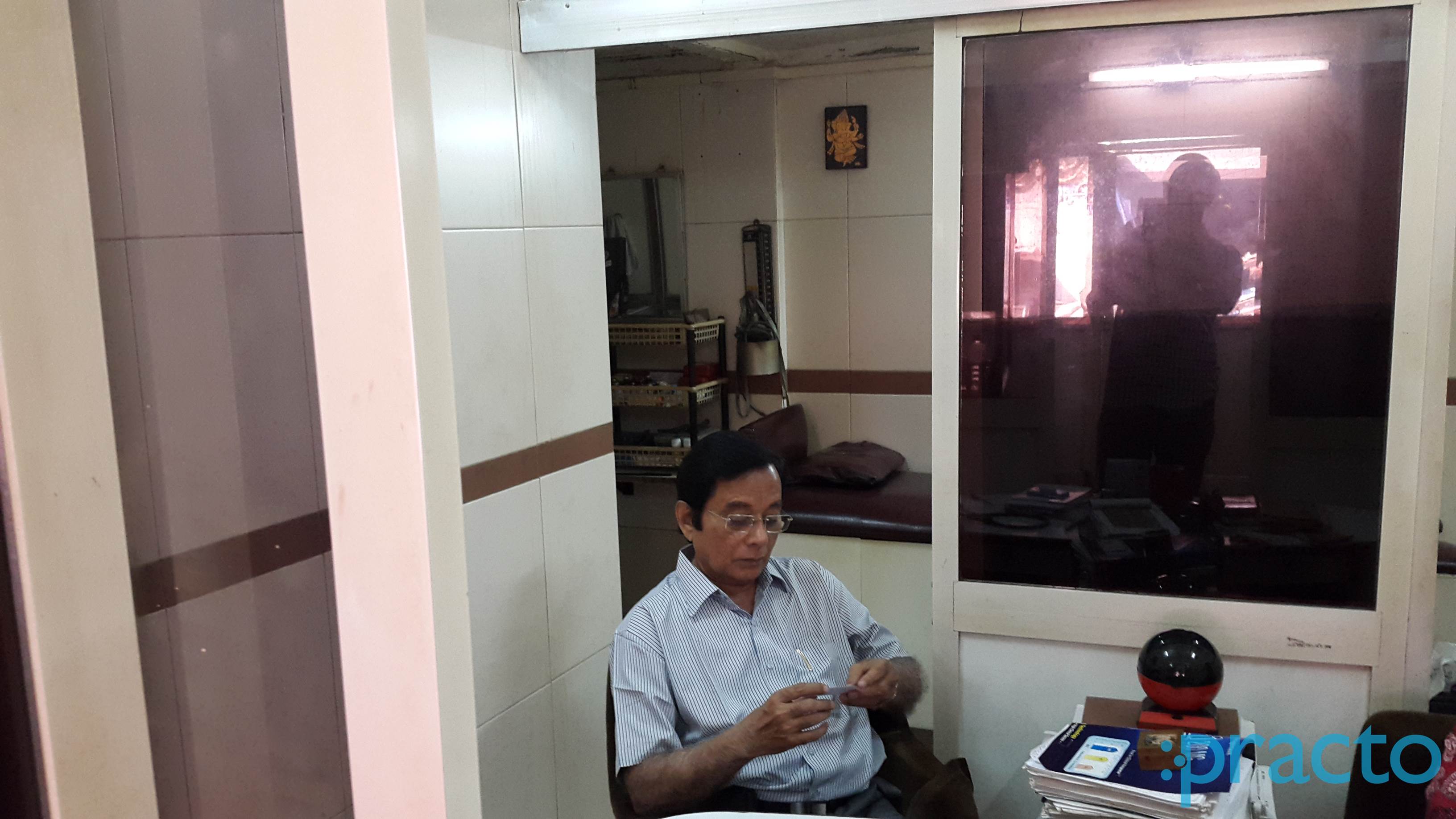 Ajay Ganatra's Clinic Thakurdwar Mumbai