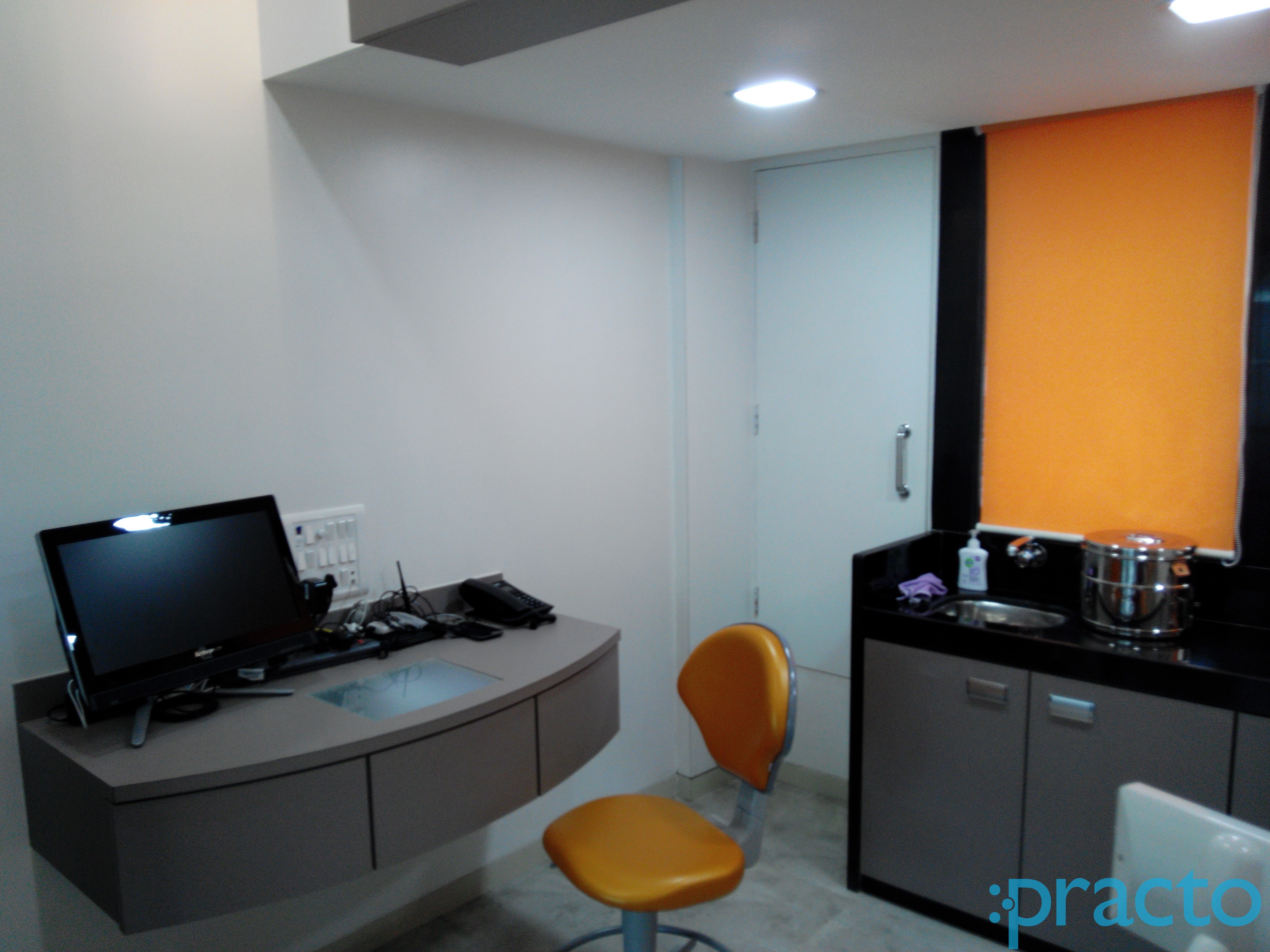Labs at Vandita's Dental Care Goregaon East Mumbai