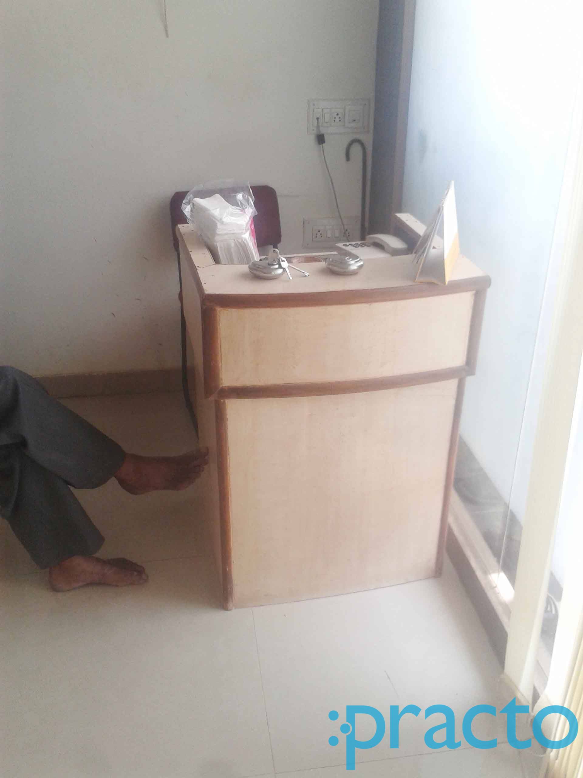 Reception at Vaishnavi Dental Care TATA Nagar Bangalore