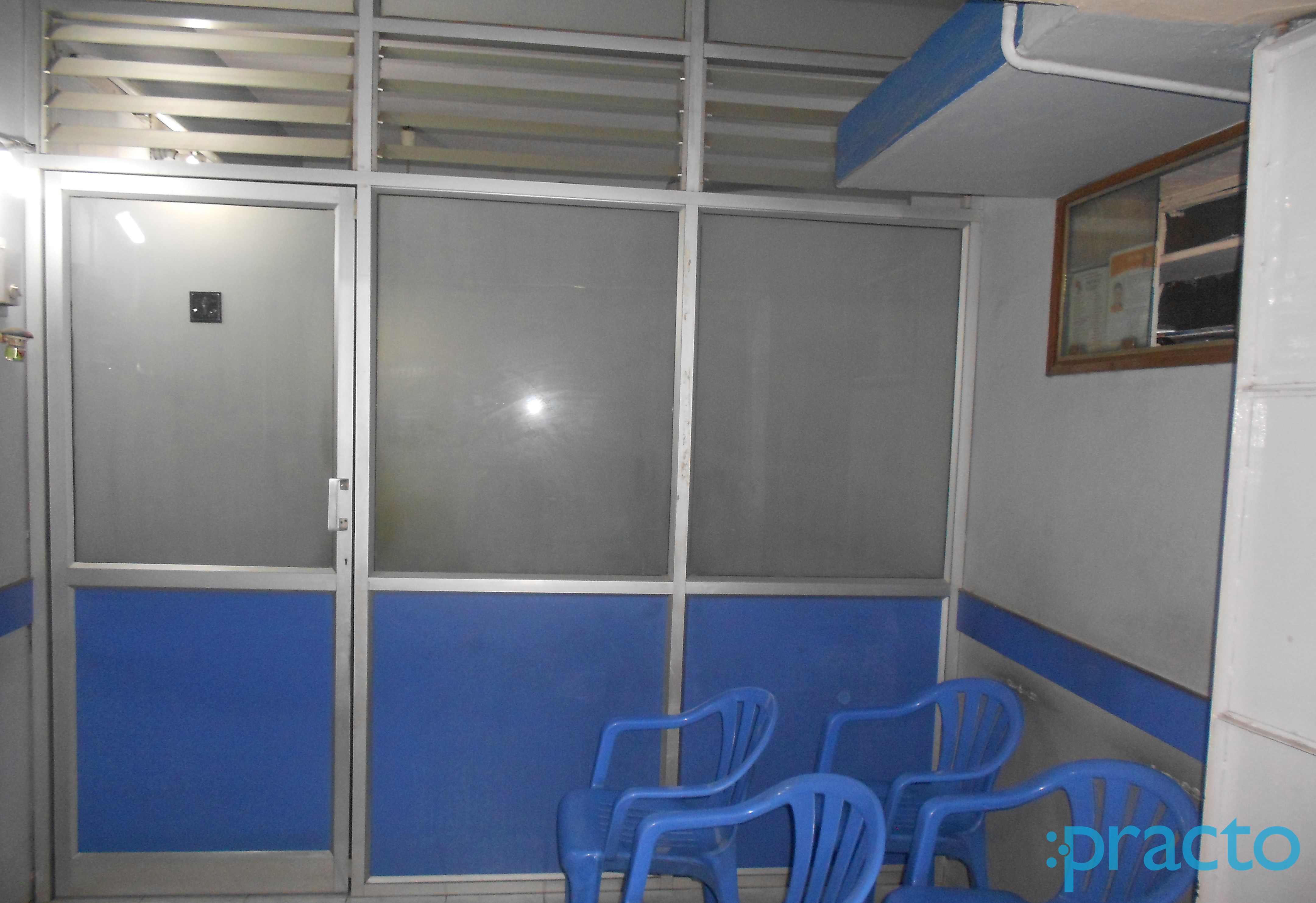 Waiting Area at Suyog Clinic RT Nagar Bangalore