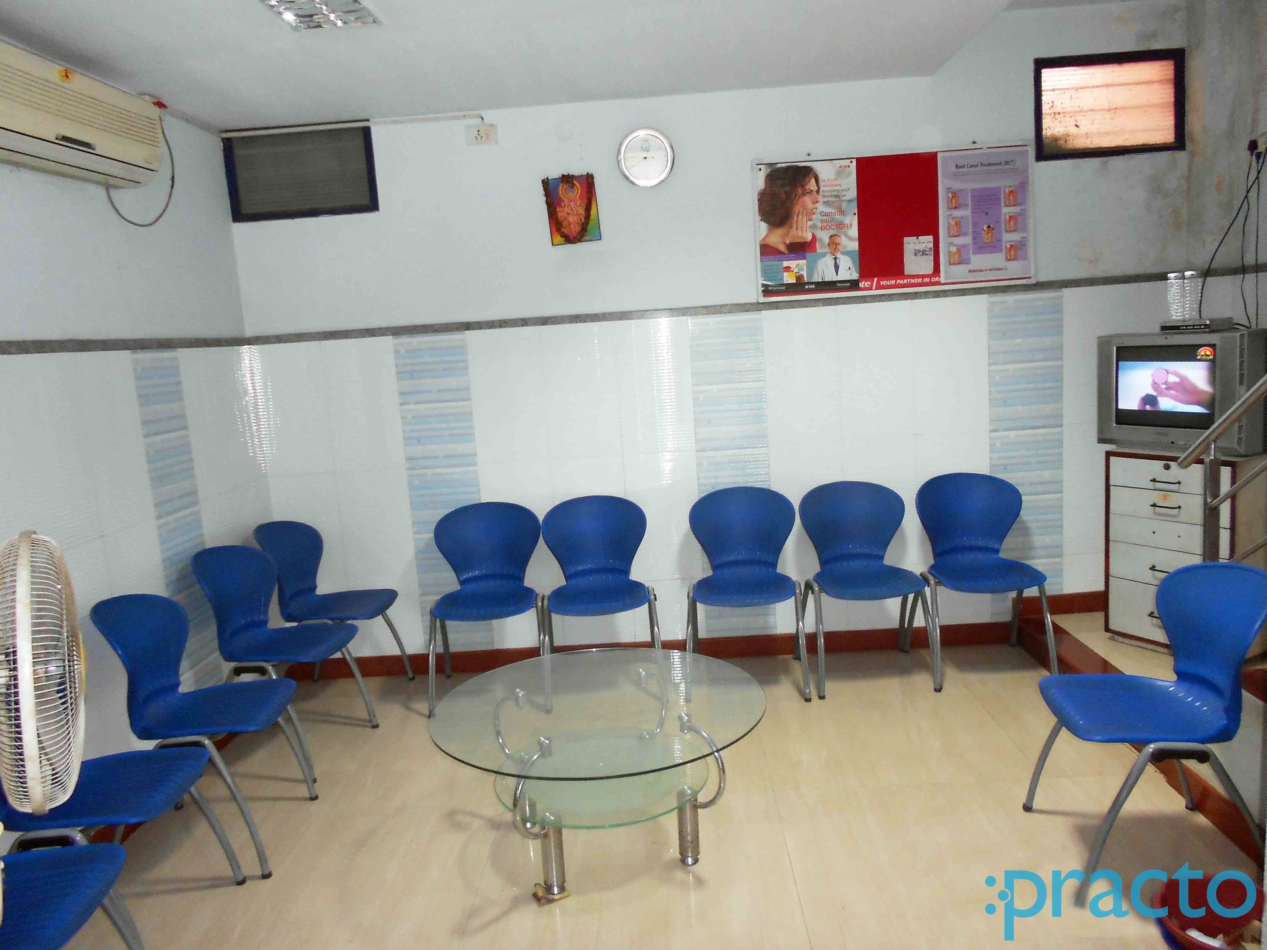 Waiting Area at Roopa Dental Clinic Wilson Garden Bangalore
