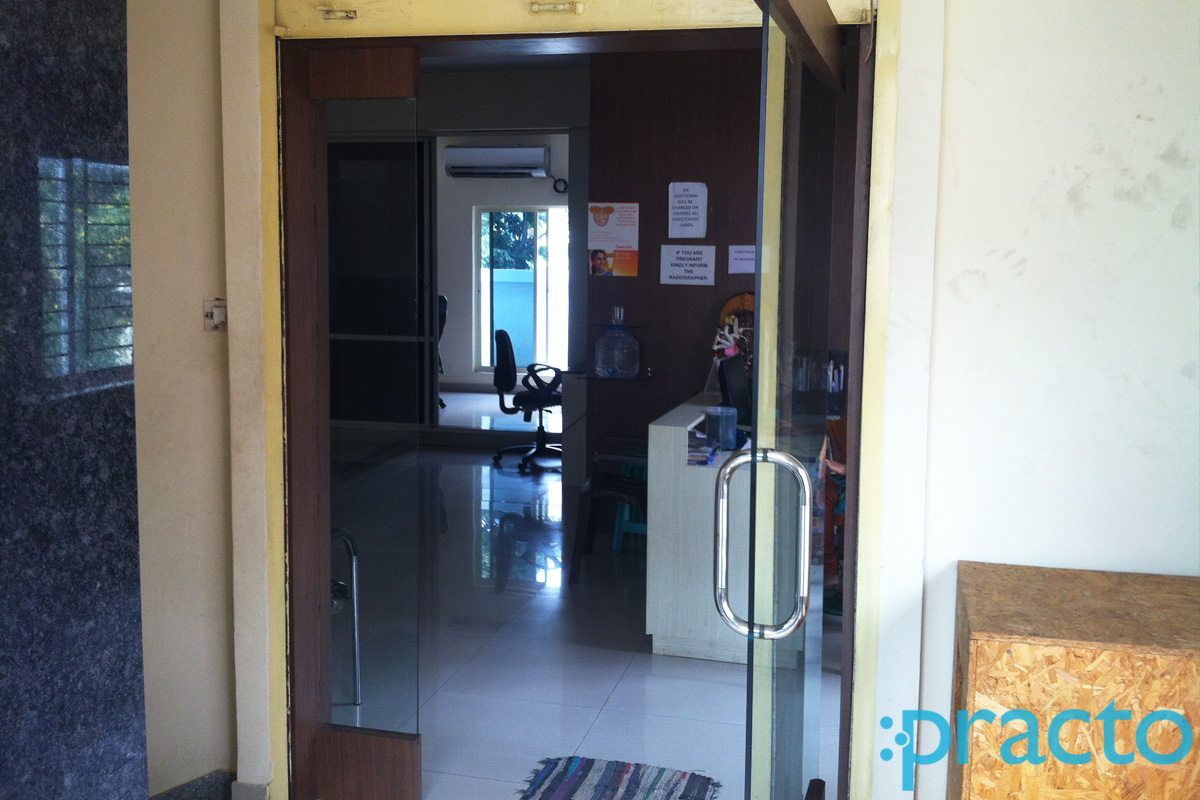 Entrance at Denta Scan Diagnostic Centre Chamarajpet Bangalore