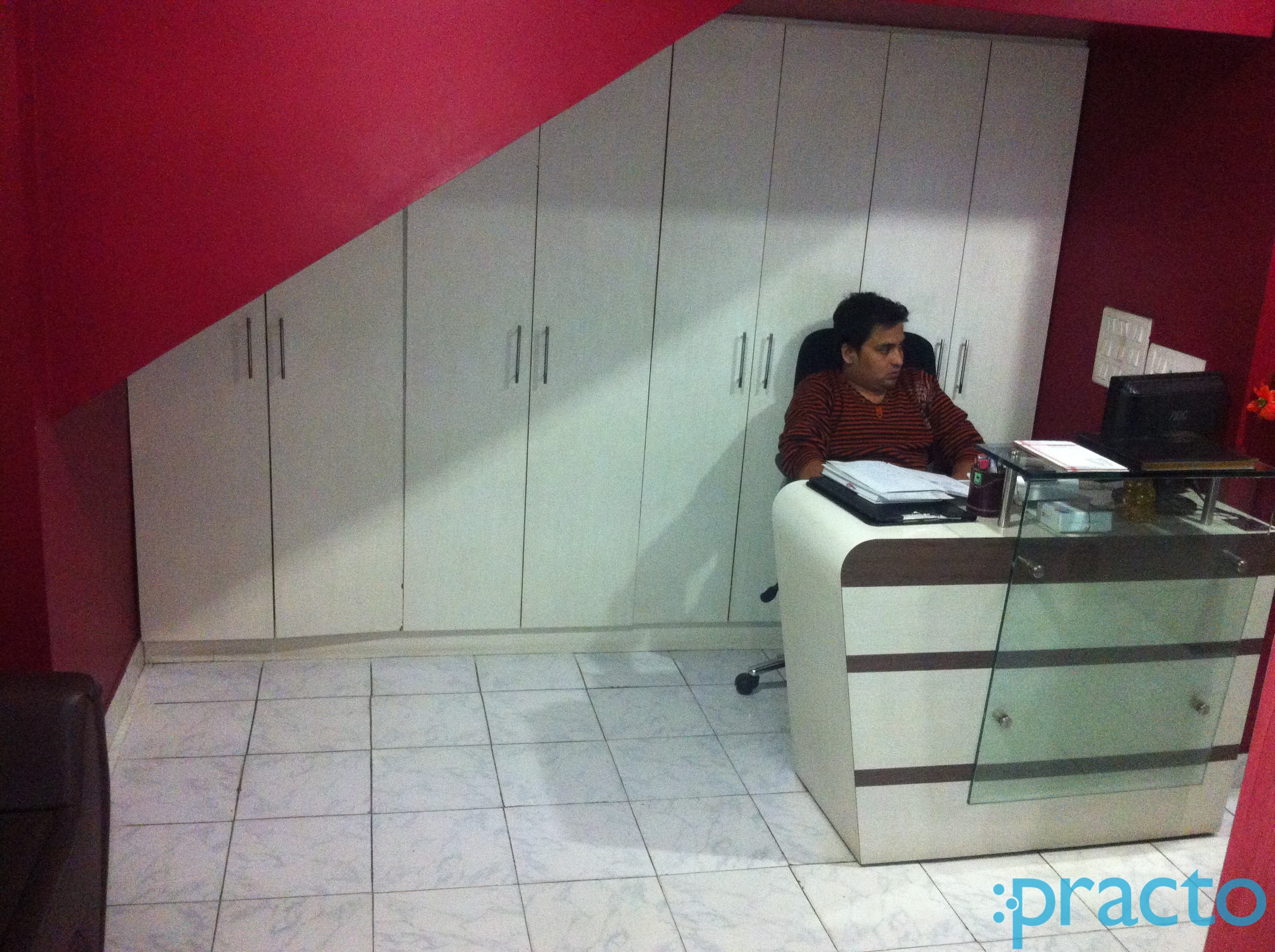 Reception at Salecha Dental Clinic Basavanagudi Bangalore