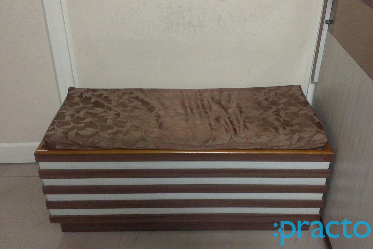 Waiting Area at Aruna Orthopaedic Clinic Maharani Peta Visakhapatnam