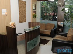 Reception at 32 Pearls The Dental Clinic Basavanagudi Bangalore