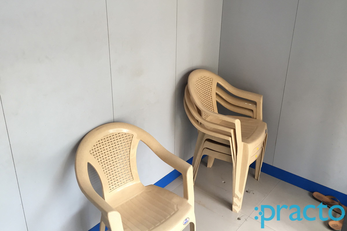 Waiting Area at Sri Shankara Clinic Banashankari 3rd Stage Bangalore