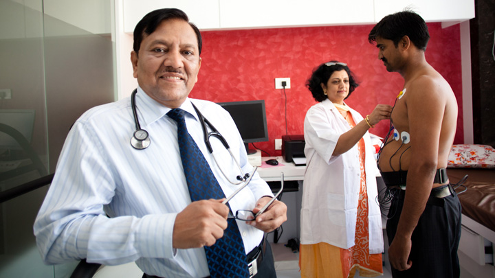 Dr. Dhiren Shah Gamdevi Mumbai