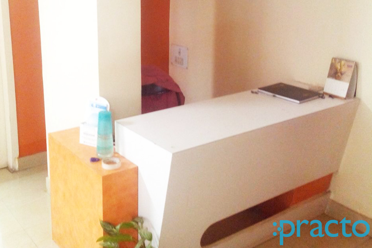Reception at Dr Paratane Ayurvedic Clinic Wakad Pune