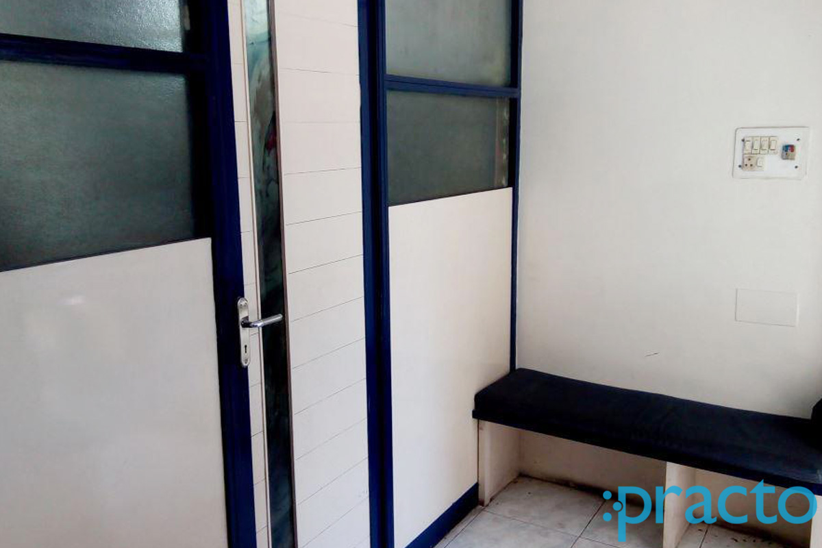 Waiting Area at Niriksha Computerised Homeo Clinic Bhatar Surat