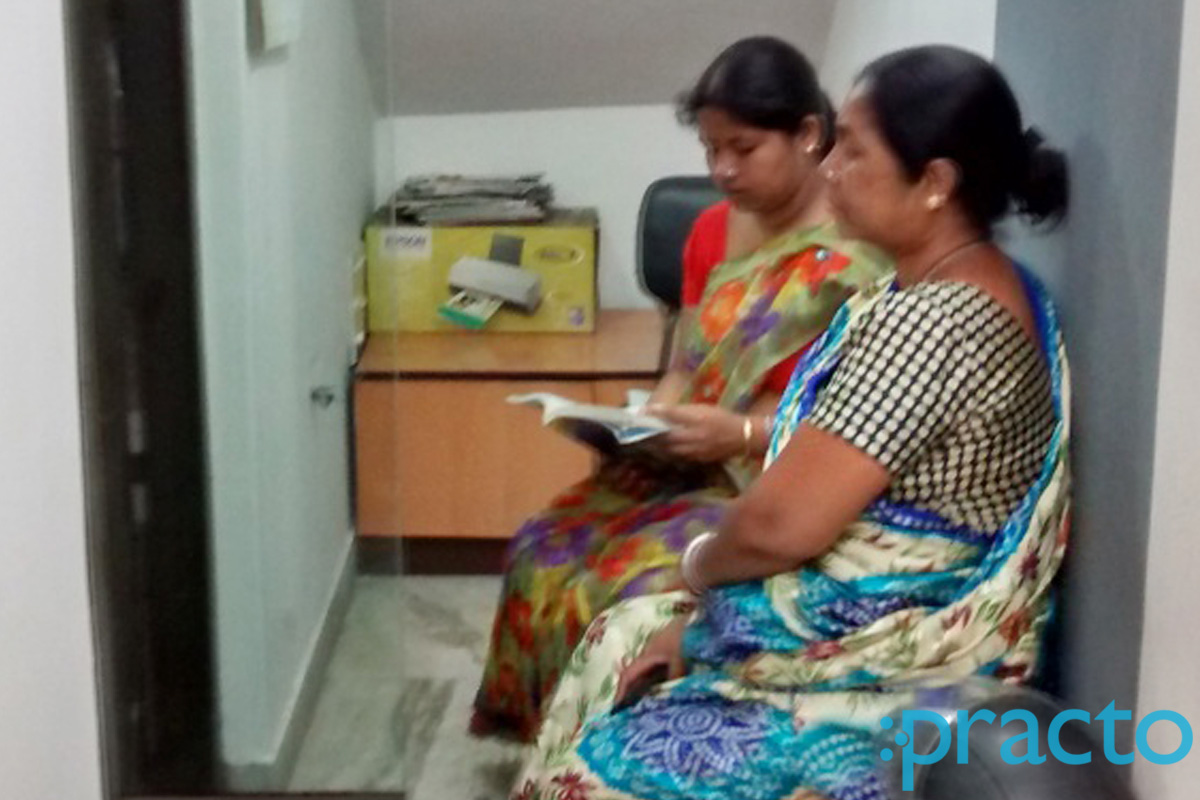 Waiting Area at New Alipore Gynae Clinic New Alipore Kolkata