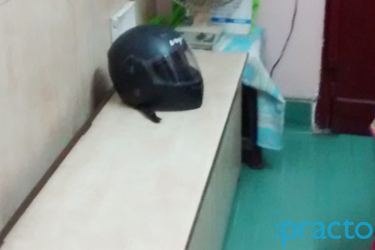 Waiting Area at Divine Dental Clinic Gariahat Kolkata