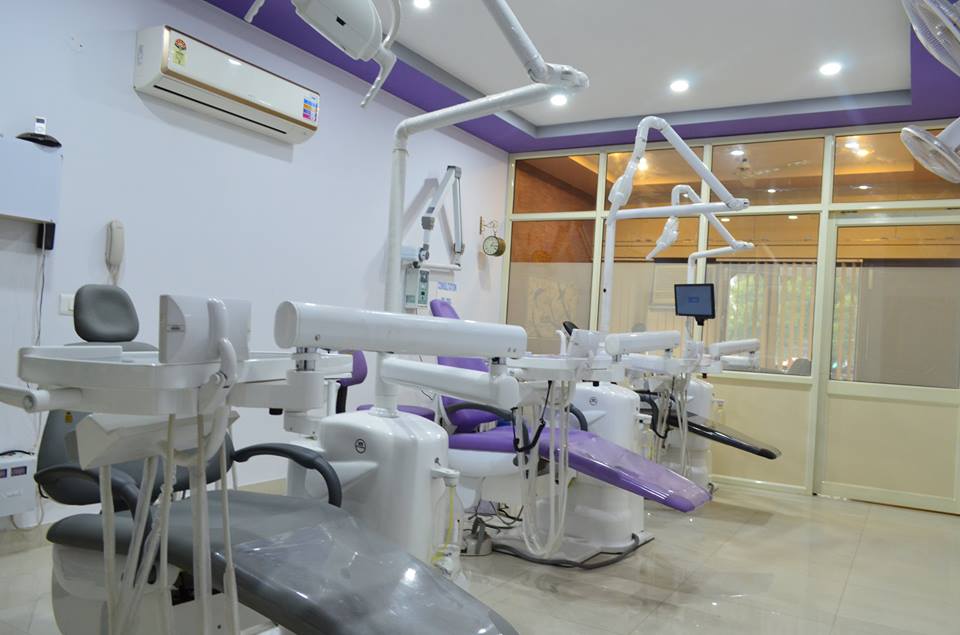 Operation Theatre at Smile Art Dental Clinic & Implantology Centre Sector-15 Chandigarh