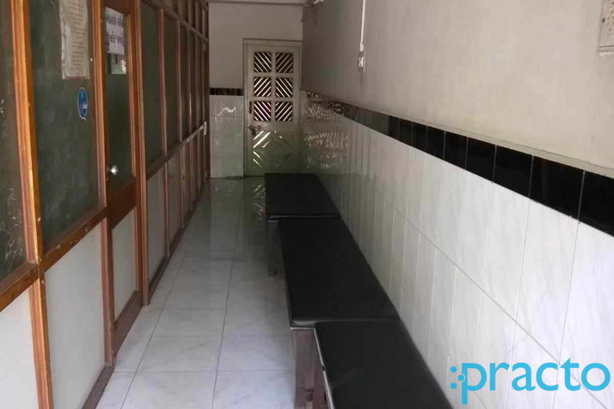 Waiting Area at Dr. Vinod Ray Patel Varachha Road Surat