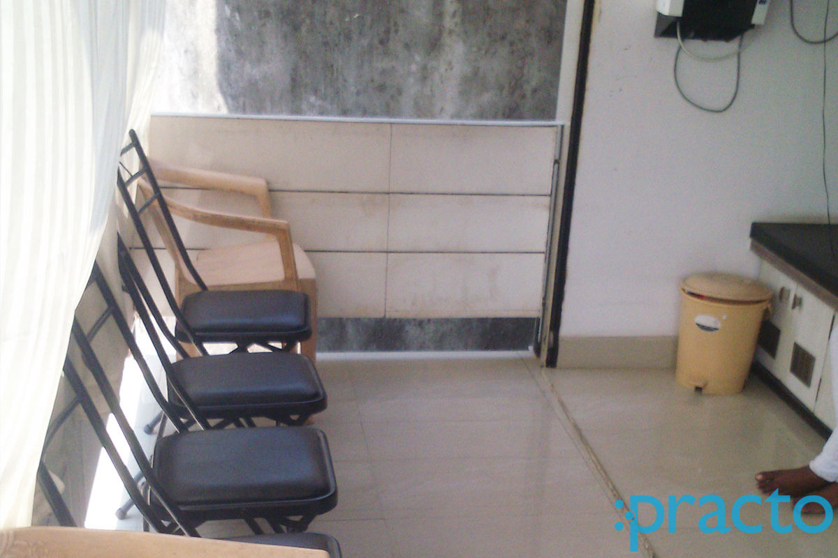 Waiting Area at Siwal's Dental Clinic Sadar Nagpur