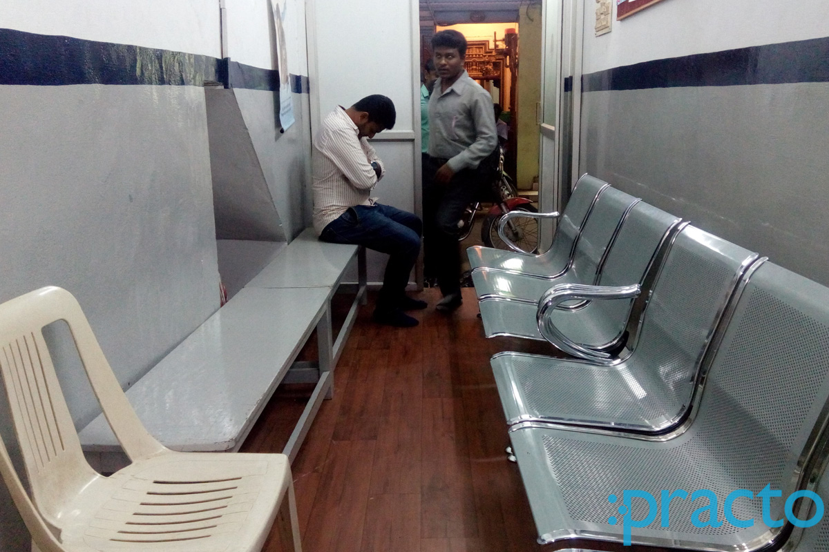 Waiting Area at Noor's Child Care And Vaccination Center Mannady Chennai